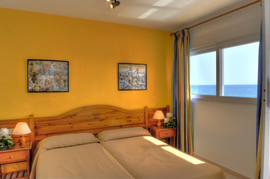 Apartamentos La Mirage La Manga del Mar Menor Pokój zdjęcie